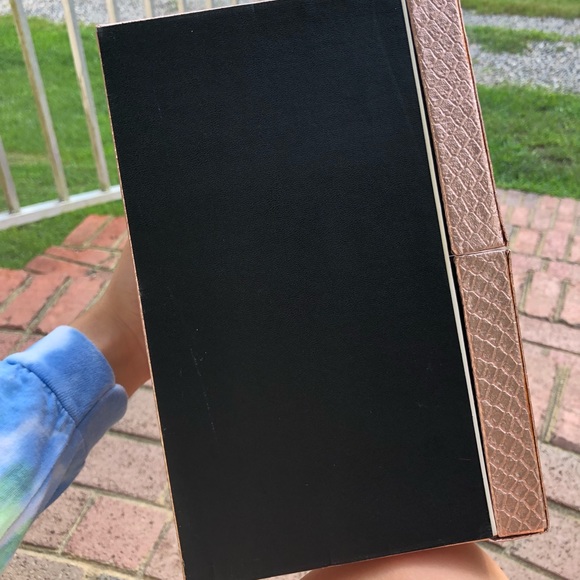 Rose gold makeup holder - Picture 4 of 4